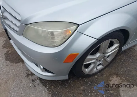 2010 Mercedes-Benz C 300 Luxury/Sport from USA, damaged, VIN WDDGF5EB3AF493164